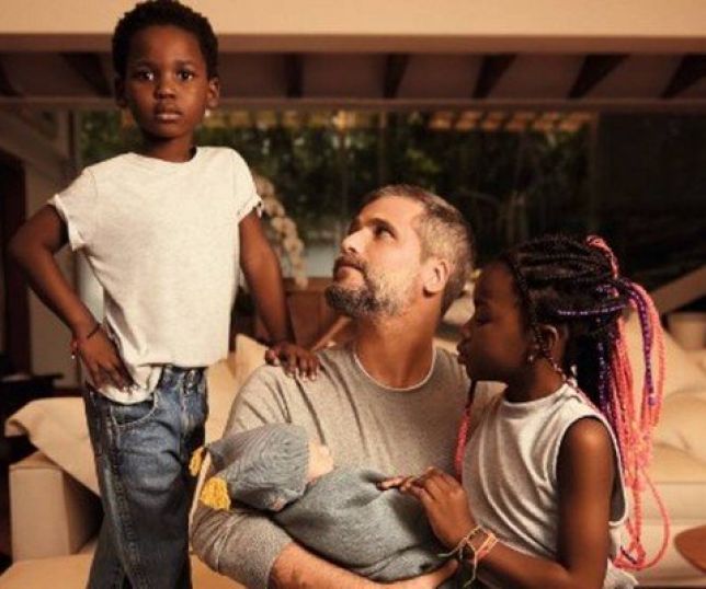 Noticias Bruno Gagliasso Sobre Luta Antirracista Nao Quero Que Os Meus Filhos Sejam Os Unicos Negros Em Um Restaurante Portal Do Zacarias A Verdade Da Informacao Em Primeiro Lugar