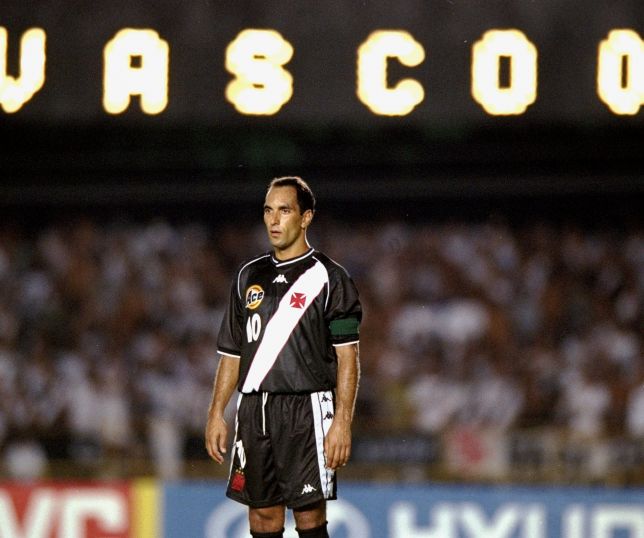 Edmundo diz que Vasco seria campeão Mundial se VAR existisse em 2000