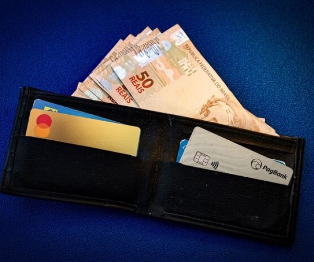 Notícias | IA do Google tem disparidade em respostas sobre candidatos e erros | Portal do Zacarias